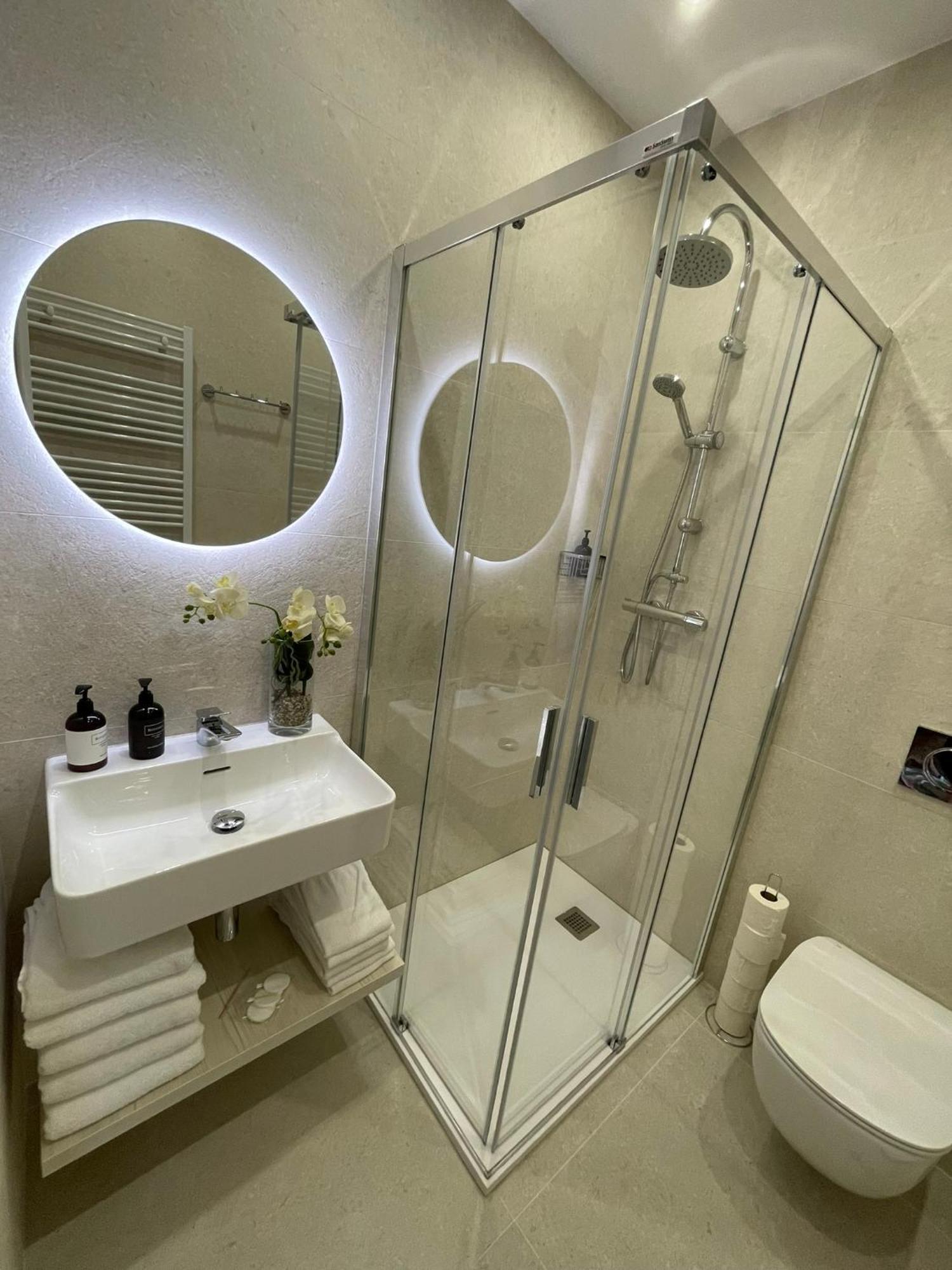 Apartmany Jasmin Liberec Exteriör bild