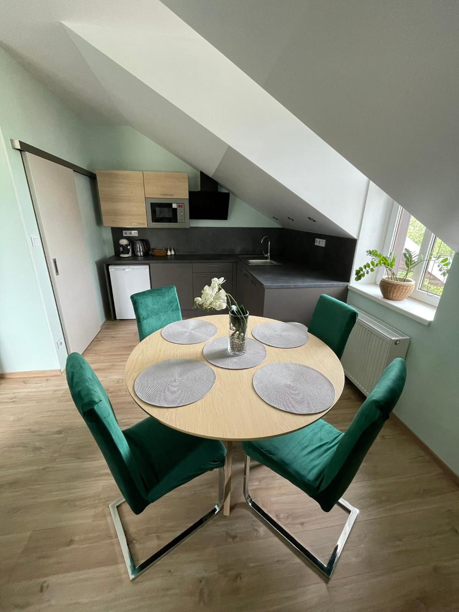 Apartmany Jasmin Liberec Exteriör bild